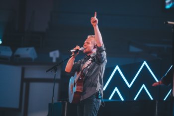 ben-konfrst-759418-unsplash