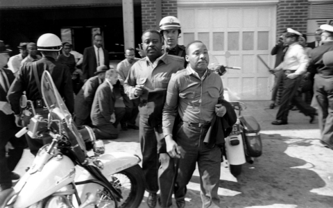 martin luther king arrested in birmingham